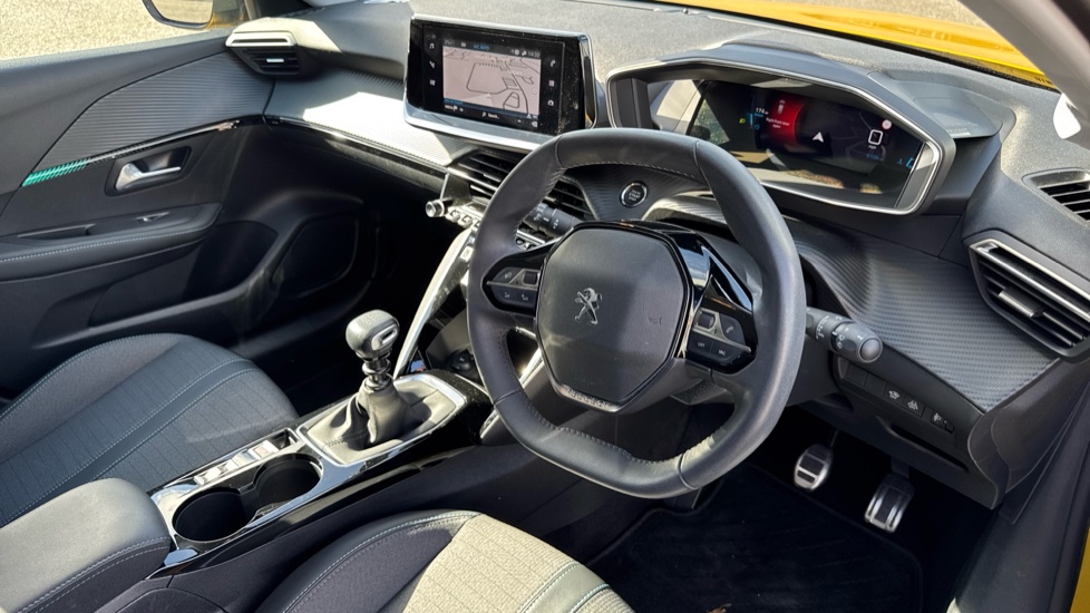 Peugeot 208 1.2 PureTech 100 Allure Premium + 5dr Petrol Hatchback - Image 11