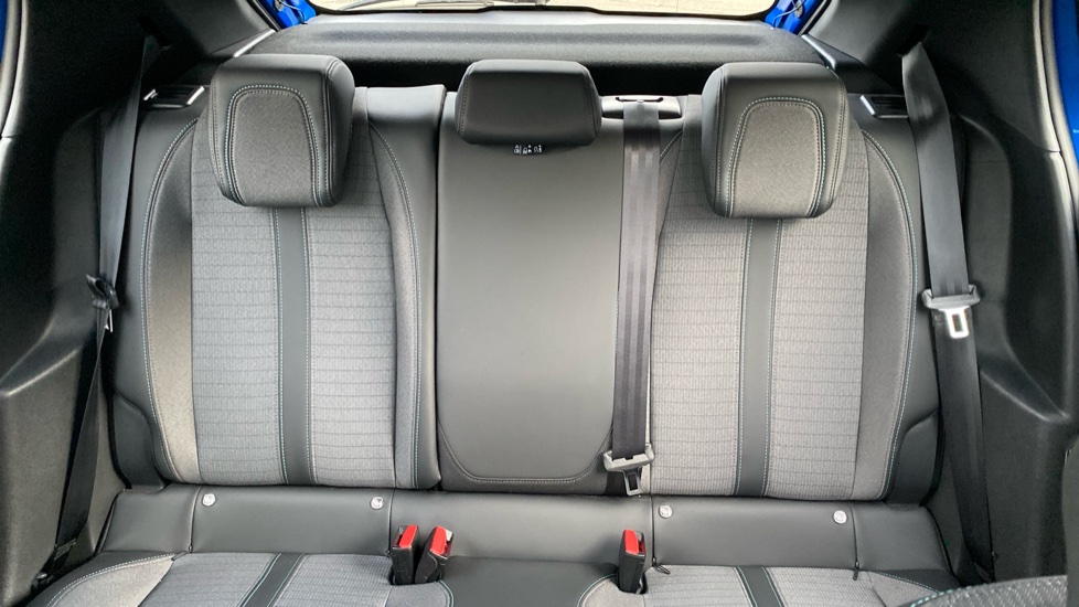 Peugeot 208 1.2 PureTech 100 Allure Premium + 5dr Petrol Hatchback - Image 15