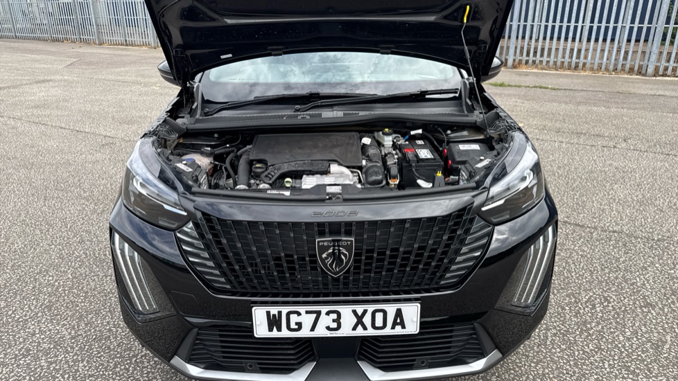 Peugeot 2008 1.2 PureTech 130 GT 5dr EAT8 Petrol Estate - Image 8
