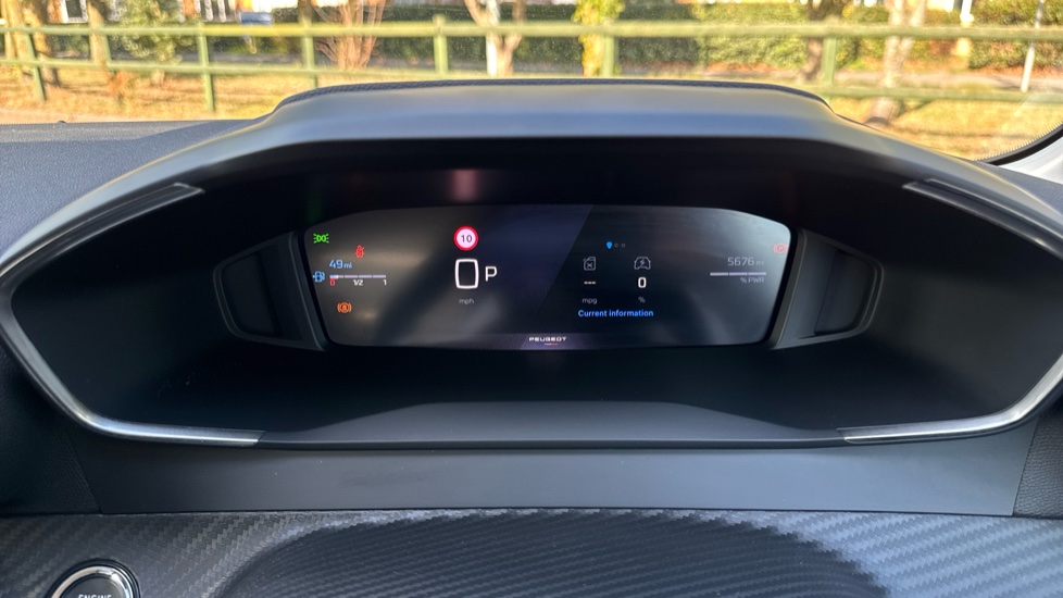 Peugeot 208 1.2 Hybrid 100 Allure 5dr e-DSC6 Petrol Hatchback - Image 18