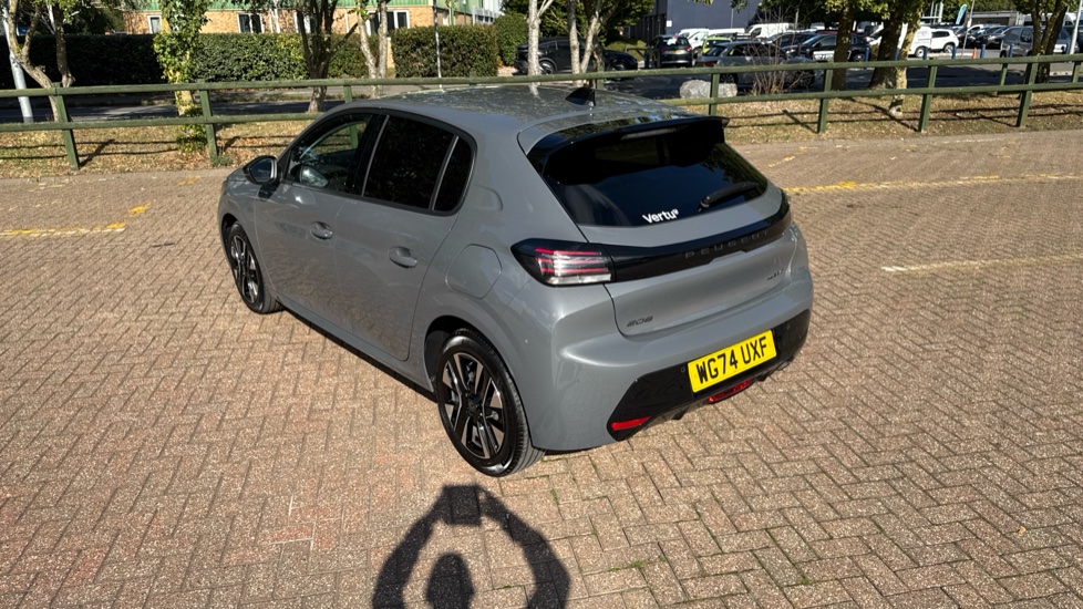 Peugeot 208 1.2 Hybrid 100 Allure 5dr e-DSC6 Petrol Hatchback - Image 31