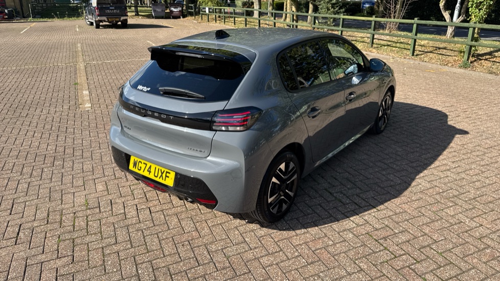 Peugeot 208 1.2 Hybrid 100 Allure 5dr e-DSC6 Petrol Hatchback - Image 32