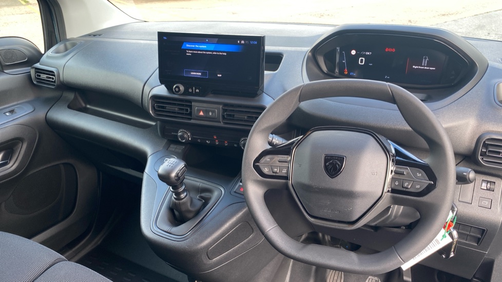 Peugeot Partner M Diesel 1.5 BlueHDi 100 Asphalt Van - Image 11