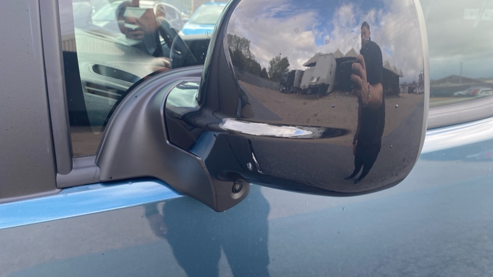 Peugeot Partner M Diesel 1.5 BlueHDi 100 Asphalt Van - Image 21