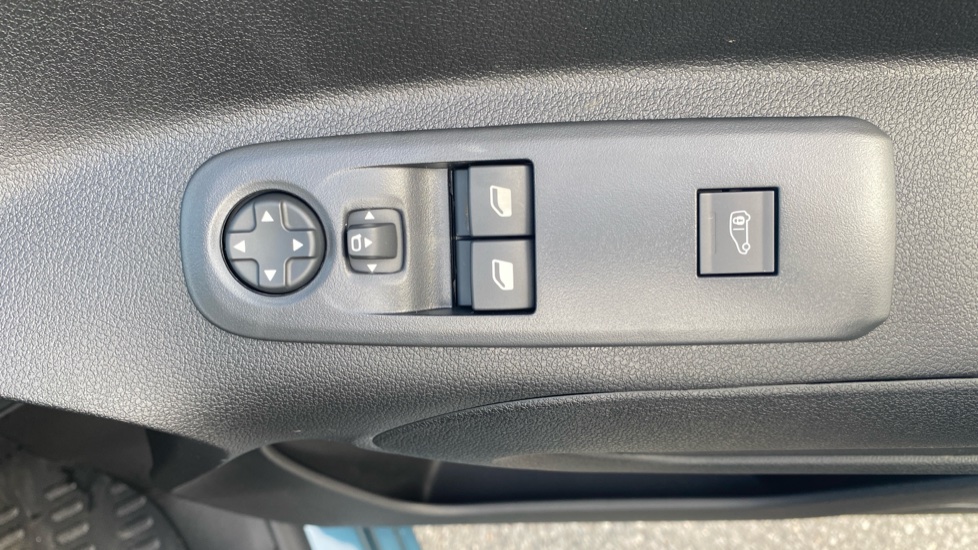Peugeot Partner M Diesel 1.5 BlueHDi 100 Asphalt Van - Image 28