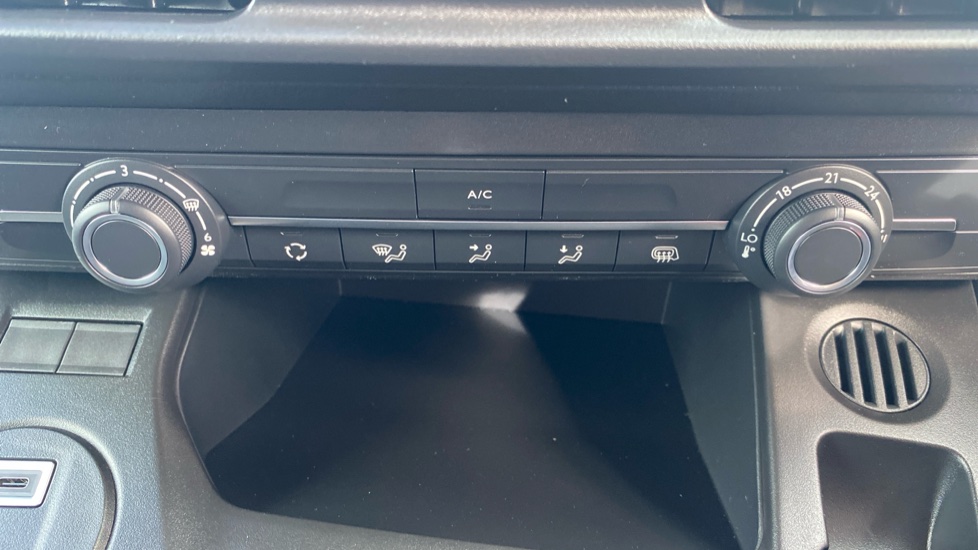 Peugeot Partner M Diesel 1.5 BlueHDi 100 Asphalt Van - Image 30