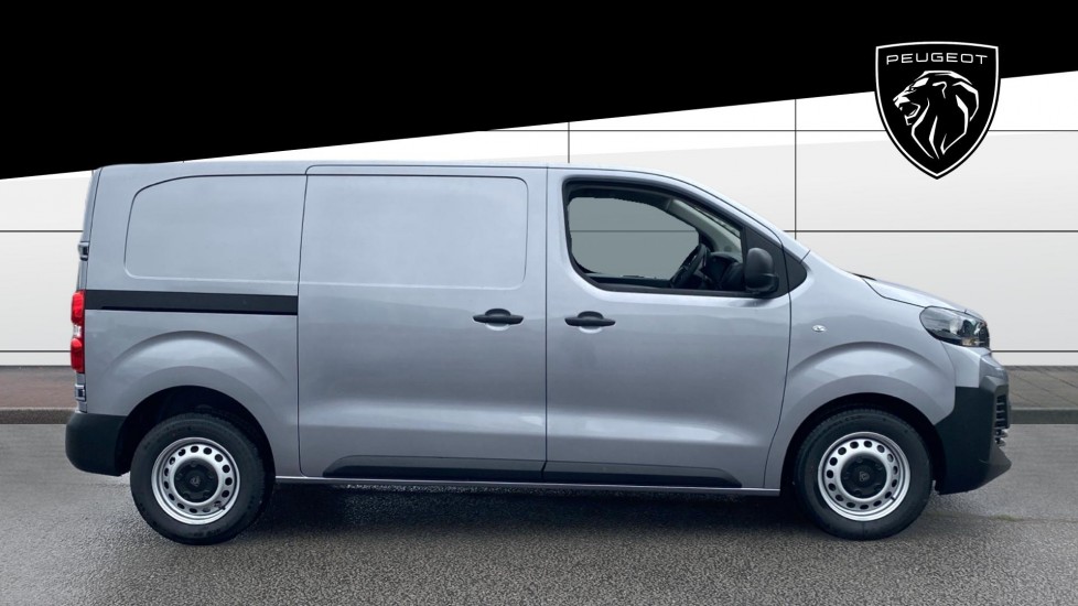 Peugeot Expert M Diesel 2.2 BlueHDi 150 Professional Van EAT8 - Image 5