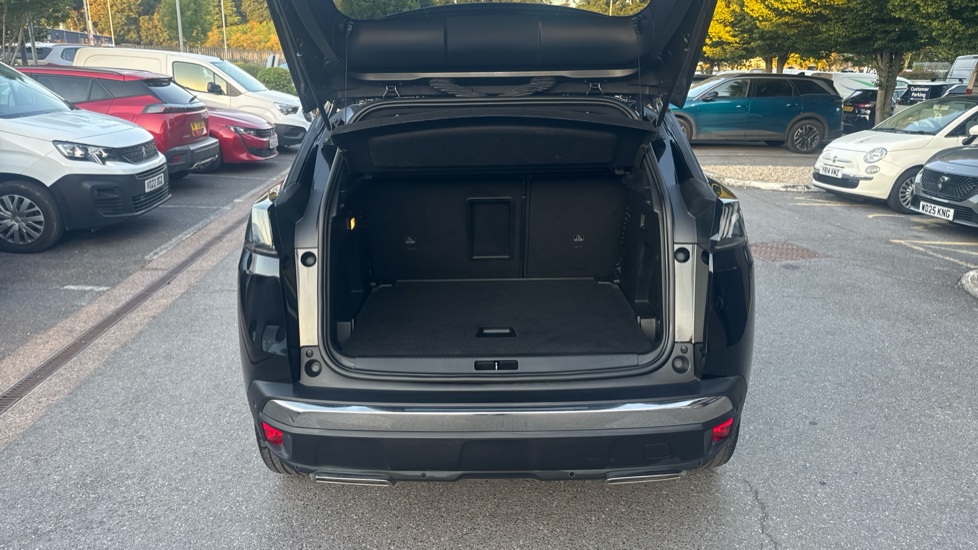 Peugeot 3008 1.2 PureTech GT Premium 5dr EAT8 Petrol Estate - Image 4