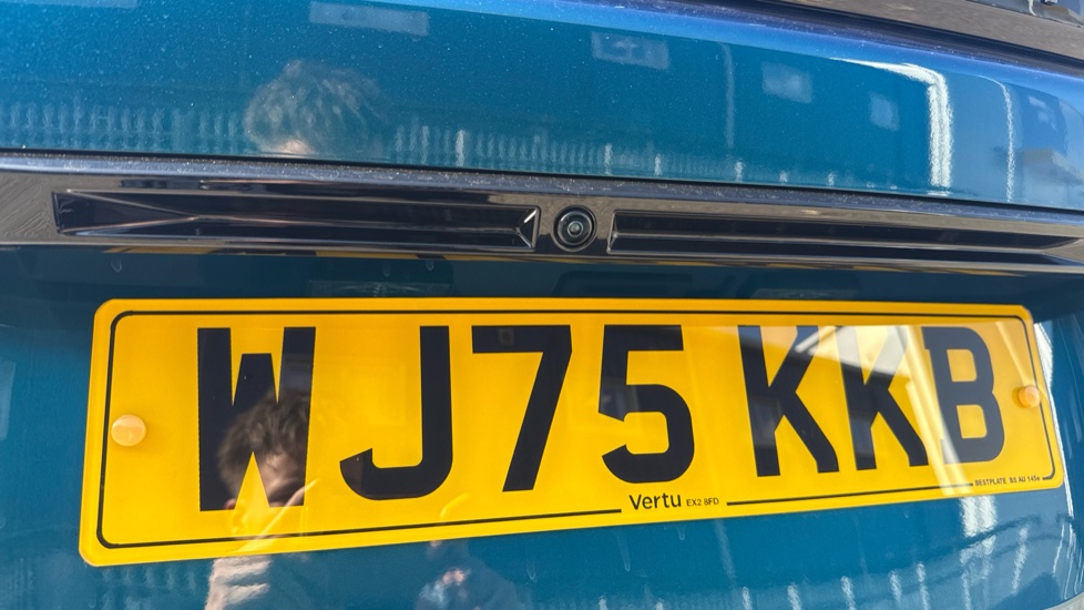 Peugeot 2008 1.2 PureTech Allure Edition 5dr Petrol Estate - Image 35
