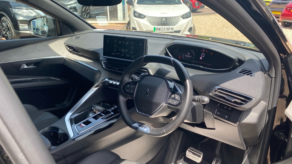 Peugeot 5008 1.5 BlueHDi GT 5dr EAT8 Diesel Estate - Image 11