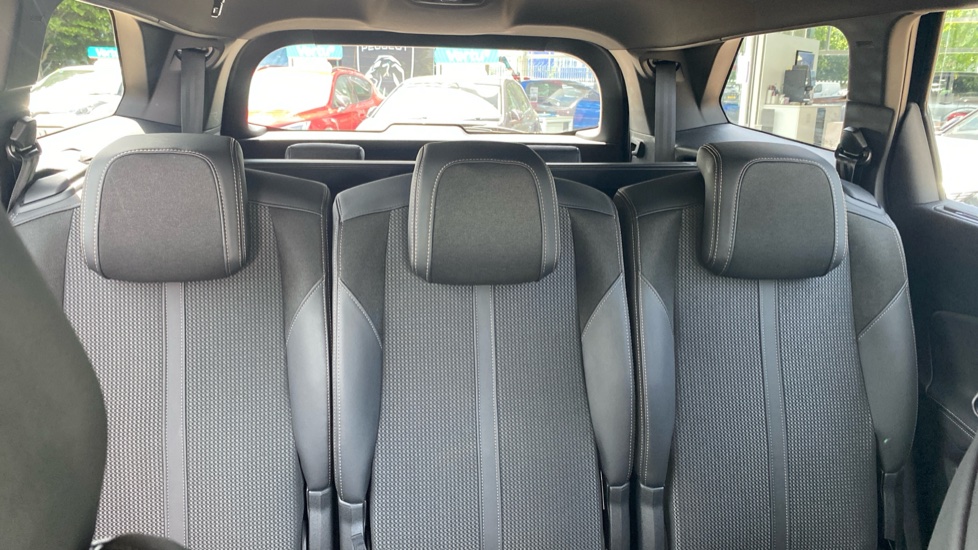 Peugeot 5008 1.5 BlueHDi GT 5dr EAT8 Diesel Estate - Image 15