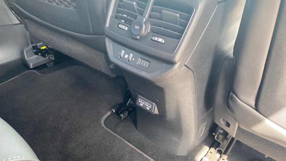 Peugeot 5008 1.5 BlueHDi GT 5dr EAT8 Diesel Estate - Image 31