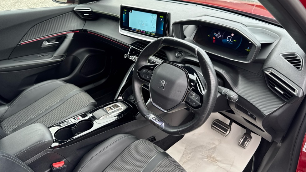 Peugeot 2008 100kW GT 50kWh 5dr Auto Electric Estate - Image 11