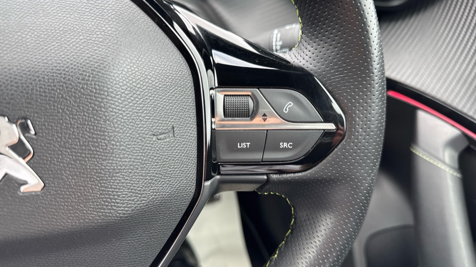 Peugeot 2008 100kW GT 50kWh 5dr Auto Electric Estate - Image 31