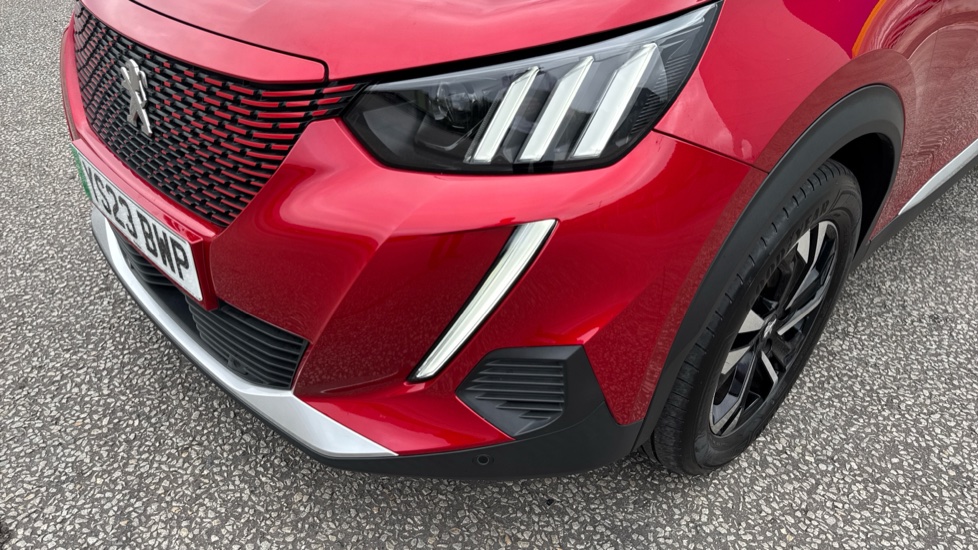 Peugeot 2008 100kW GT 50kWh 5dr Auto Electric Estate - Image 45