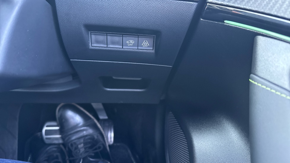 Peugeot 2008 100kW GT 50kWh 5dr Auto Electric Estate - Image 30