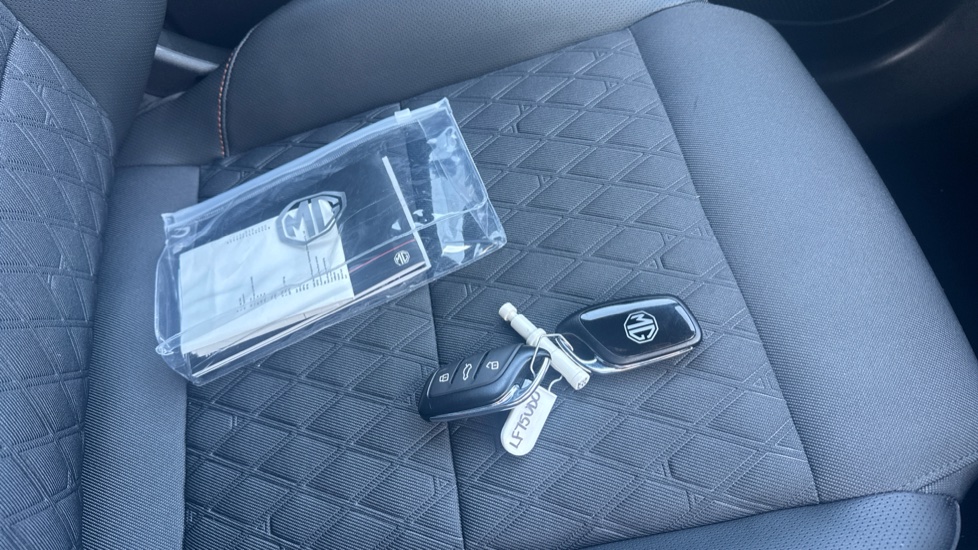 MG MG3 1.5 Hybrid Trophy 5dr Auto Hybrid Hatchback - Image 17