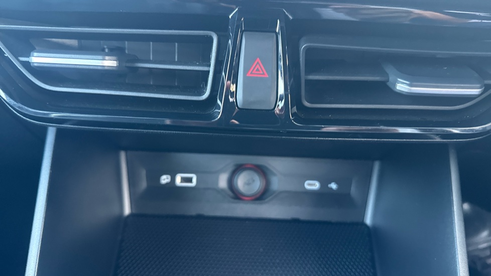 MG MG3 1.5 Hybrid Trophy 5dr Auto Hybrid Hatchback - Image 30