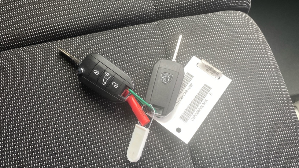 Peugeot Partner M Diesel 1.5 BlueHDi 100 Professional Plus Van - Image 15