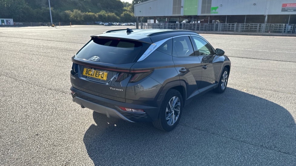 Hyundai TUCSON 1.6 TGDi Premium 5dr 2WD Petrol Estate - Image 38