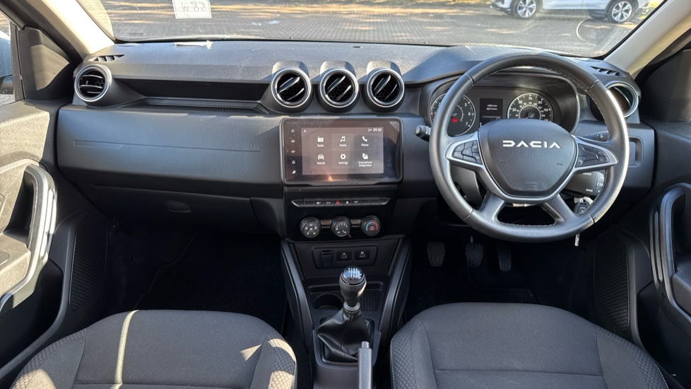 Dacia Duster 1.3 TCe 130 Expression 5dr Petrol Estate - Image 10