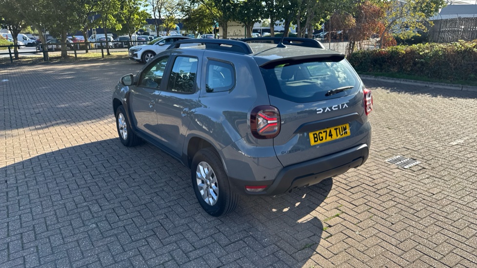 Dacia Duster 1.3 TCe 130 Expression 5dr Petrol Estate - Image 30