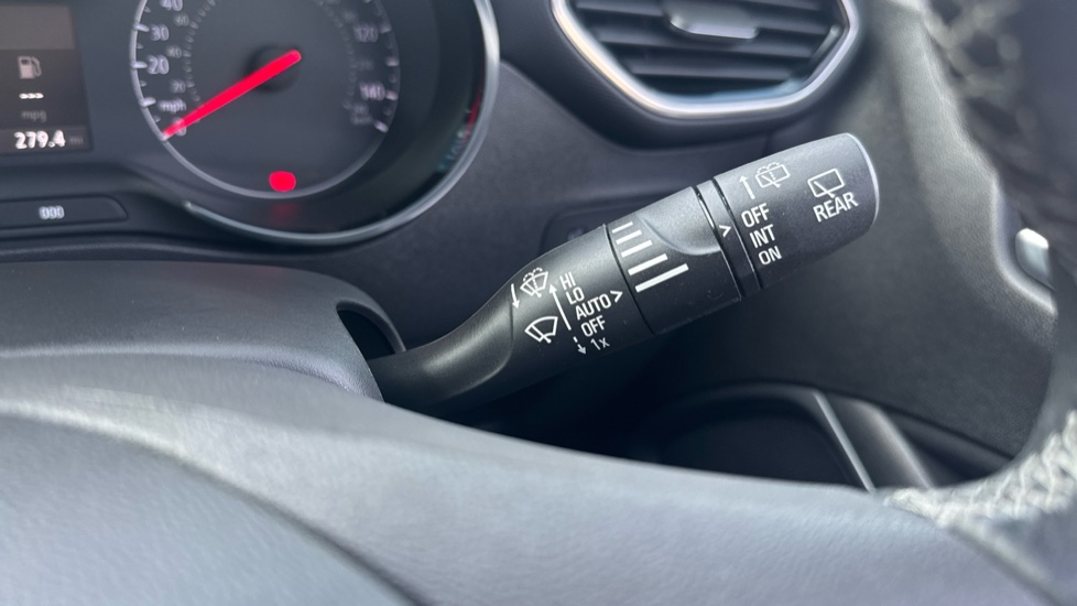 Vauxhall Crossland 1.2 Turbo Ultimate 5dr Petrol Hatchback - Image 24