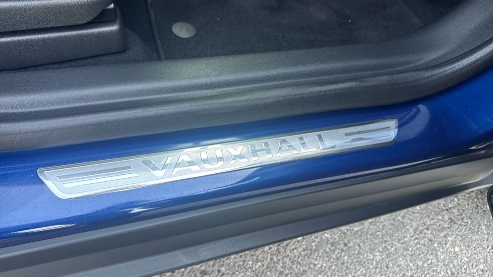 Vauxhall Crossland 1.2 Turbo Ultimate 5dr Petrol Hatchback - Image 37