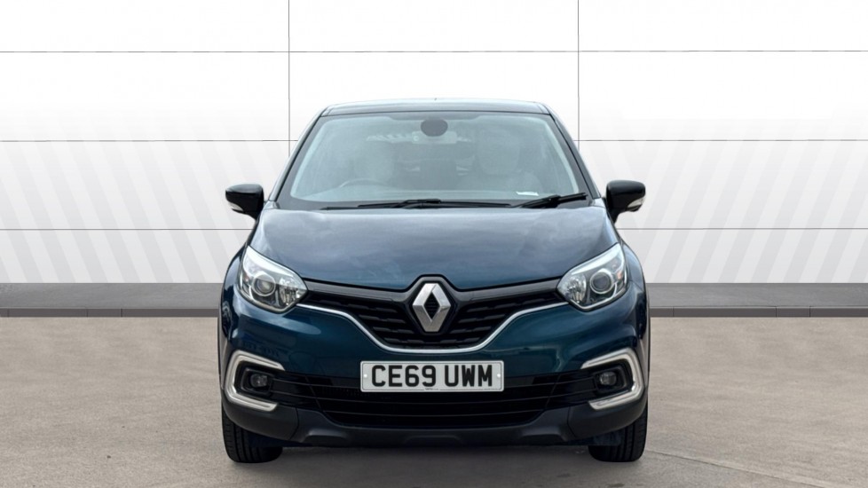 Renault Captur 1.3 TCE 130 Iconic 5dr Petrol Hatchback - Image 3