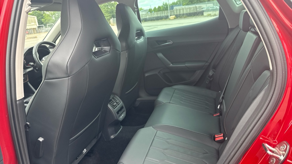 CUPRA Formentor 1.5 TSI 150 V2 5dr DSG Petrol Estate - Image 16