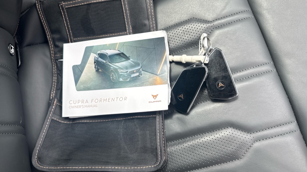 CUPRA Formentor 1.5 TSI 150 V2 5dr DSG Petrol Estate - Image 19