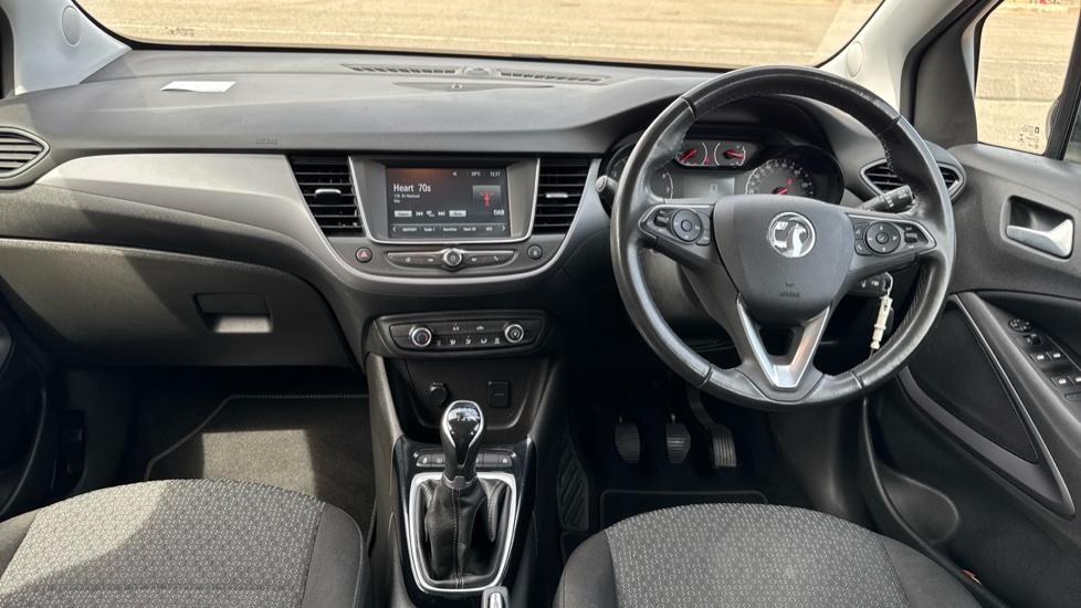 Vauxhall Crossland 1.2 SE 5dr Petrol Hatchback - Image 10