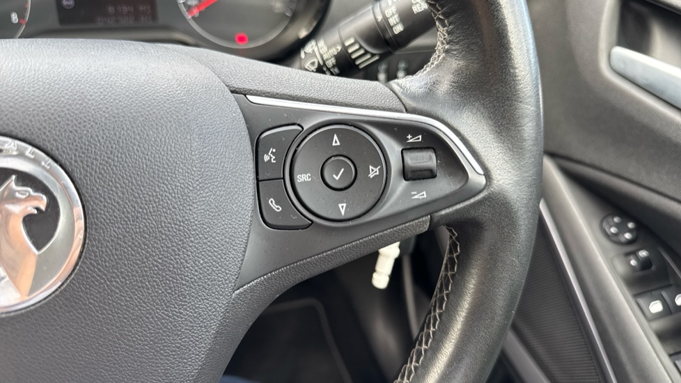 Vauxhall Crossland 1.2 SE 5dr Petrol Hatchback - Image 25