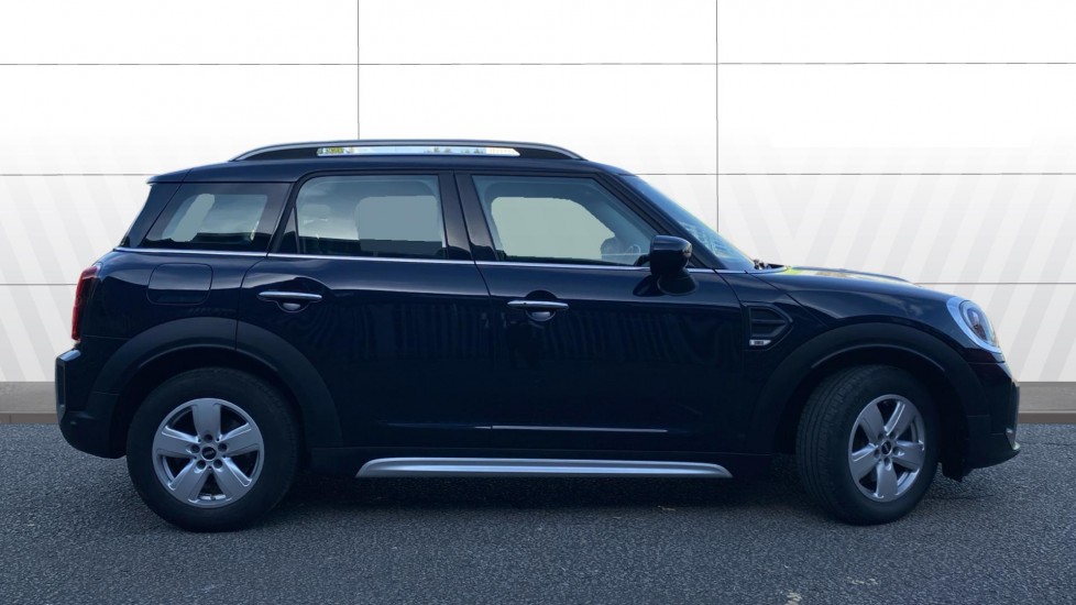 MINI Countryman 1.5 Cooper Classic 5dr Petrol Hatchback - Image 5