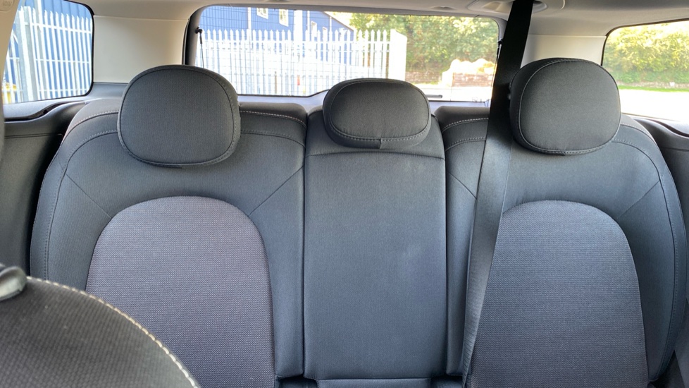 MINI Countryman 1.5 Cooper Classic 5dr Petrol Hatchback - Image 15
