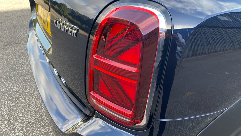 MINI Countryman 1.5 Cooper Classic 5dr Petrol Hatchback - Image 35
