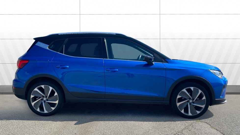 SEAT Arona 1.5 TSI 150 FR Sport 5dr DSG Petrol Hatchback - Image 5
