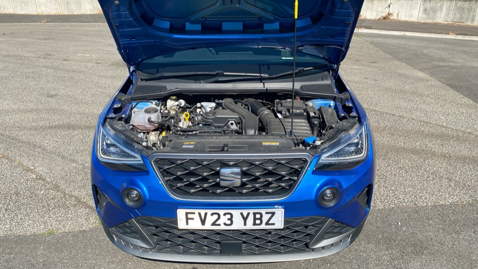 SEAT Arona 1.5 TSI 150 FR Sport 5dr DSG Petrol Hatchback - Image 8