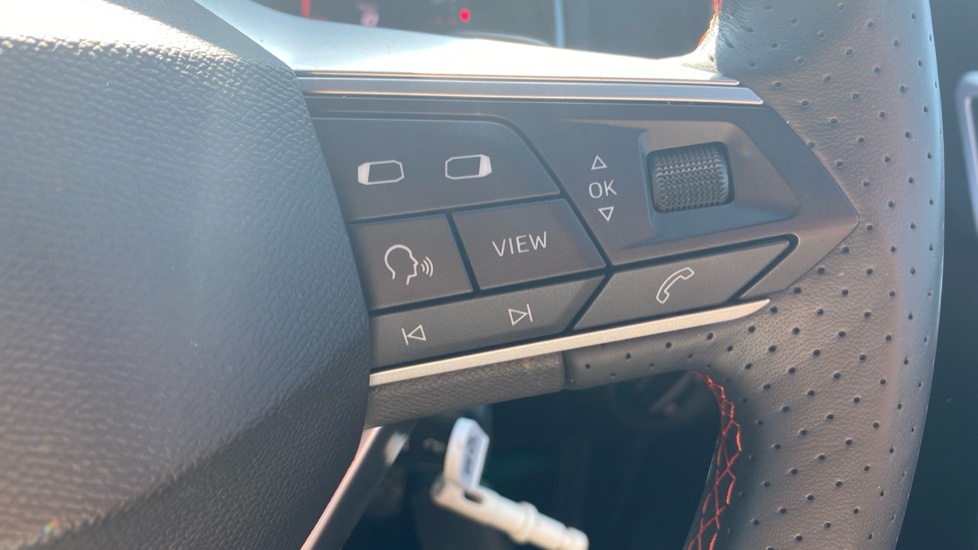 SEAT Arona 1.5 TSI 150 FR Sport 5dr DSG Petrol Hatchback - Image 26