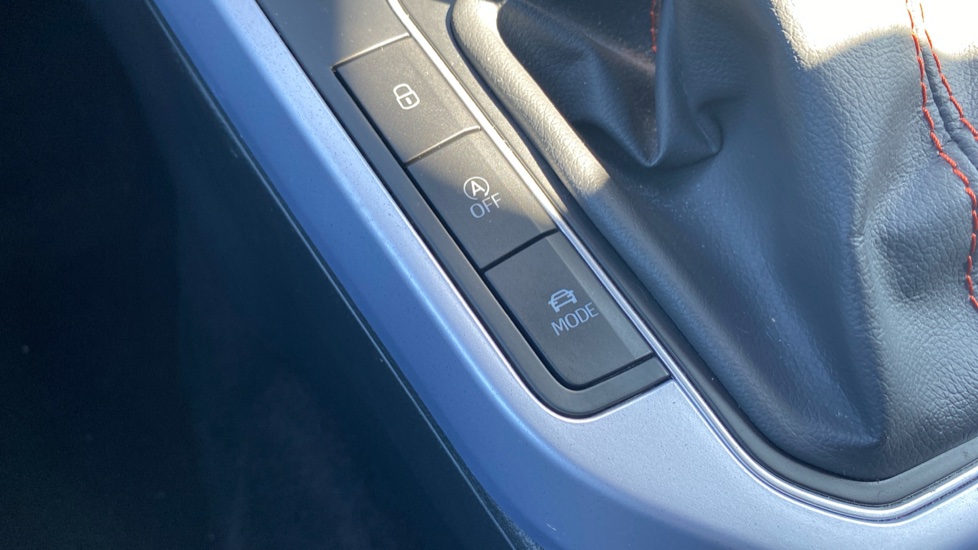 SEAT Arona 1.5 TSI 150 FR Sport 5dr DSG Petrol Hatchback - Image 39
