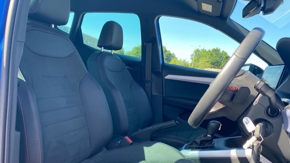 SEAT Arona 1.5 TSI 150 FR Sport 5dr DSG Petrol Hatchback - Image 44