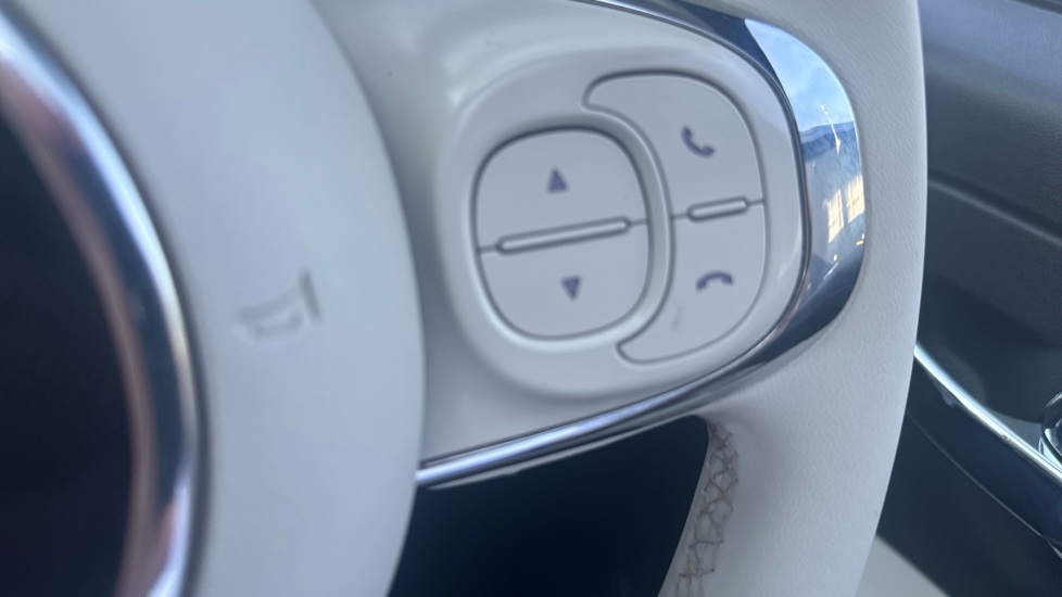 Fiat 500 1.0 Mild Hybrid Dolcevita [Part Leather] 2dr Petrol Convertible - Image 24