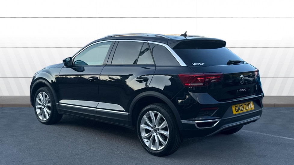 Volkswagen T-Roc 1.5 TSI EVO SEL 5dr DSG Petrol Hatchback - Image 2