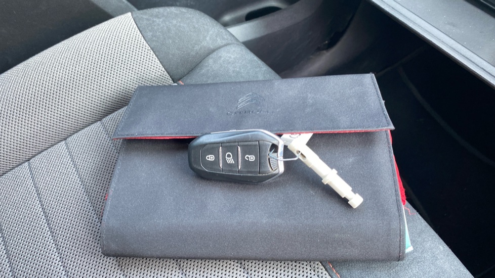 Citroen C3 Aircross 1.2 PureTech 130 Flair 5dr EAT6 Petrol Hatchback - Image 19