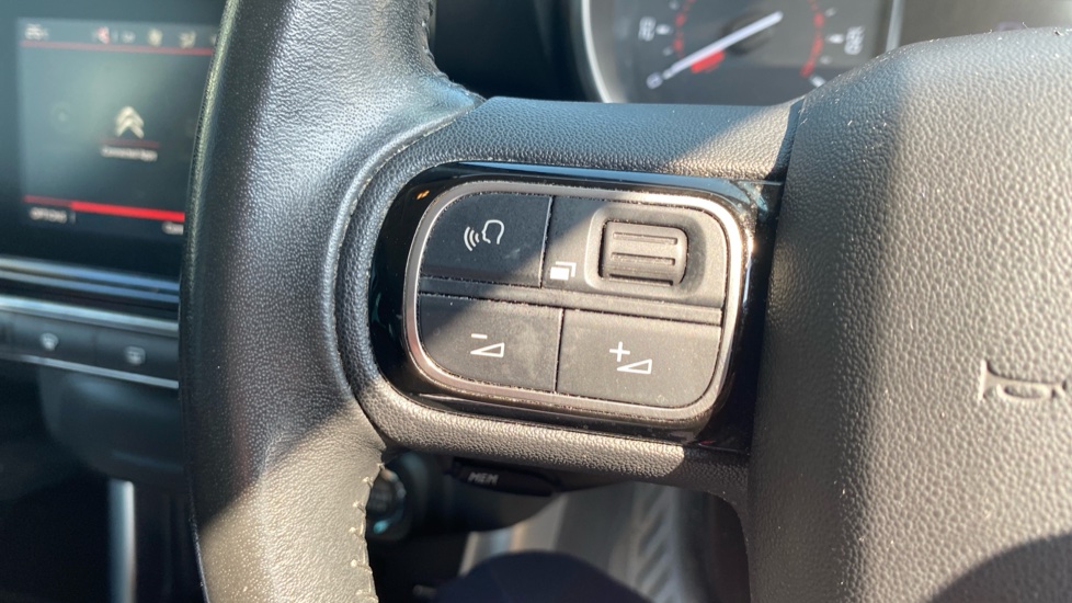 Citroen C3 Aircross 1.2 PureTech 130 Flair 5dr EAT6 Petrol Hatchback - Image 25