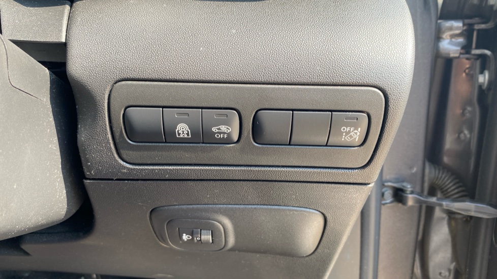 Citroen C3 Aircross 1.2 PureTech 130 Flair 5dr EAT6 Petrol Hatchback - Image 27