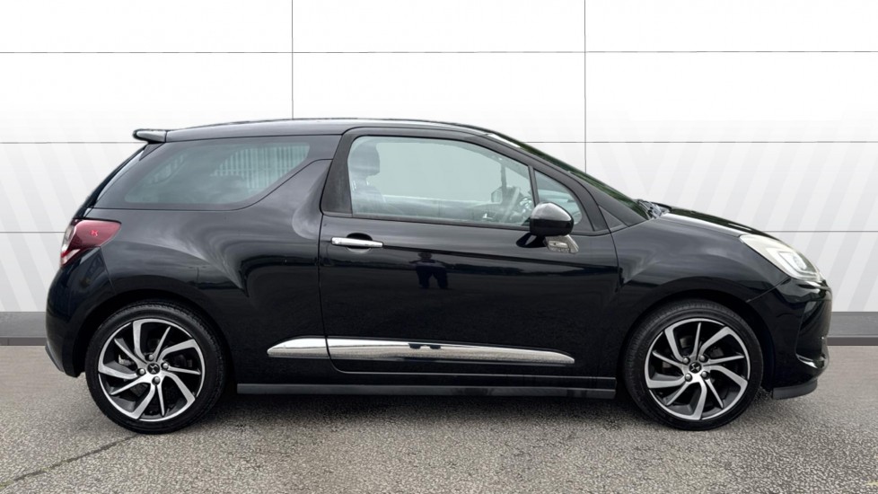 DS 3 1.6 BlueHDi 120 Prestige 3dr Diesel Hatchback - Image 5