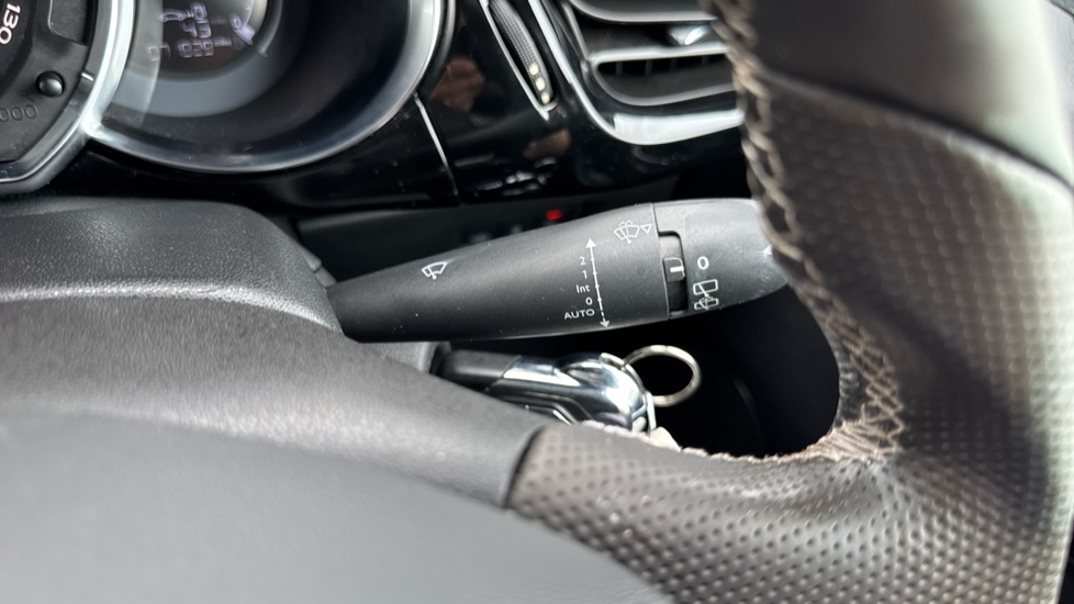 DS 3 1.6 BlueHDi 120 Prestige 3dr Diesel Hatchback - Image 24