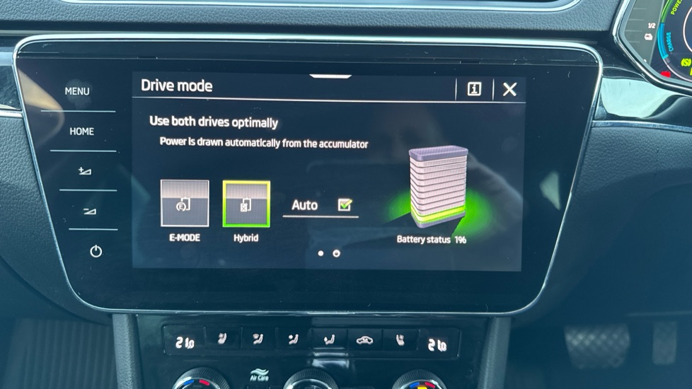 Skoda Superb 1.4 TSI iV Laurin + Klement DSG 5dr Estate - Image 29