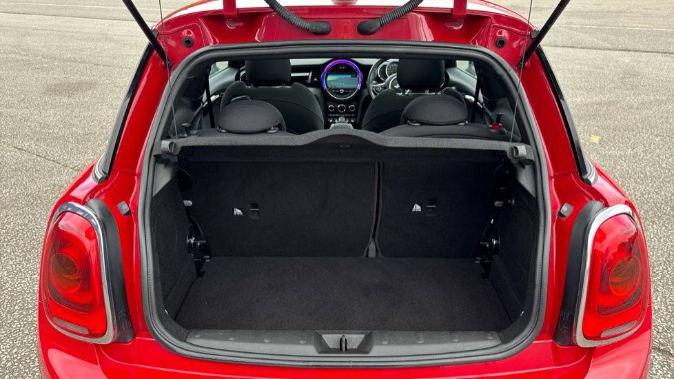 MINI Hatchback 2.0 Cooper S D 3dr Auto Diesel Hatchback - Image 4